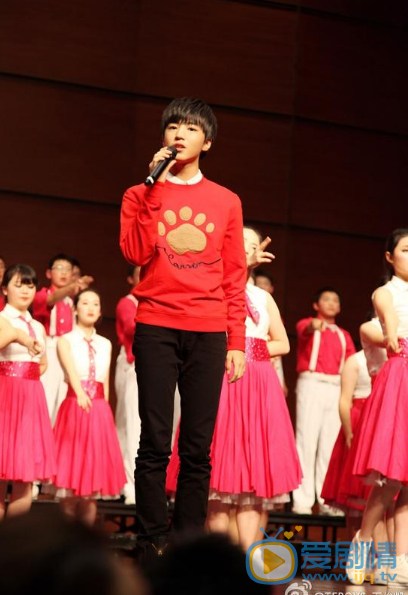 王俊凯演出照 王俊凯高清写真_王俊凯高清剧照