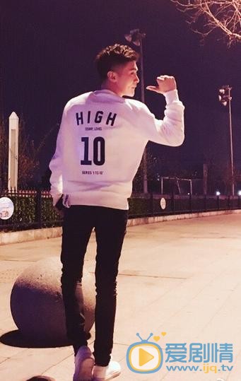 赵康玮生活照 赵康玮高清写真_赵康玮高清剧照