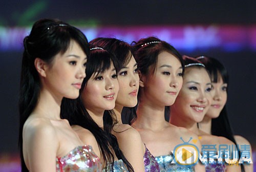 吴恙早期比赛照 吴恙高清写真_吴恙高清剧照