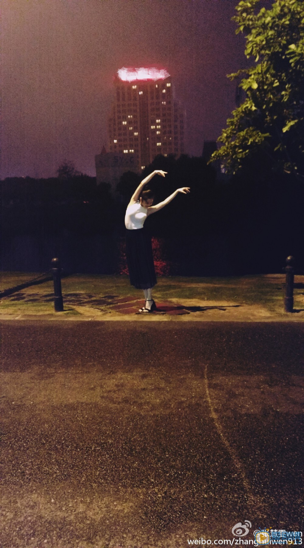 张慧雯舞蹈照 张慧雯高清写真_张慧雯高清剧照
