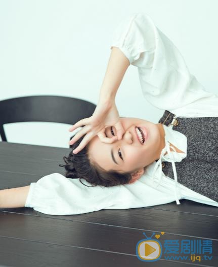 张子枫2015年宣传照 张子枫高清写真_张子枫高清剧照