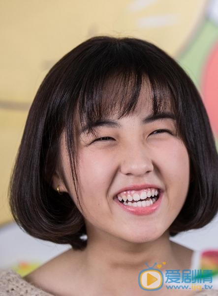 张子枫综艺节目照 张子枫高清写真_张子枫高清剧照