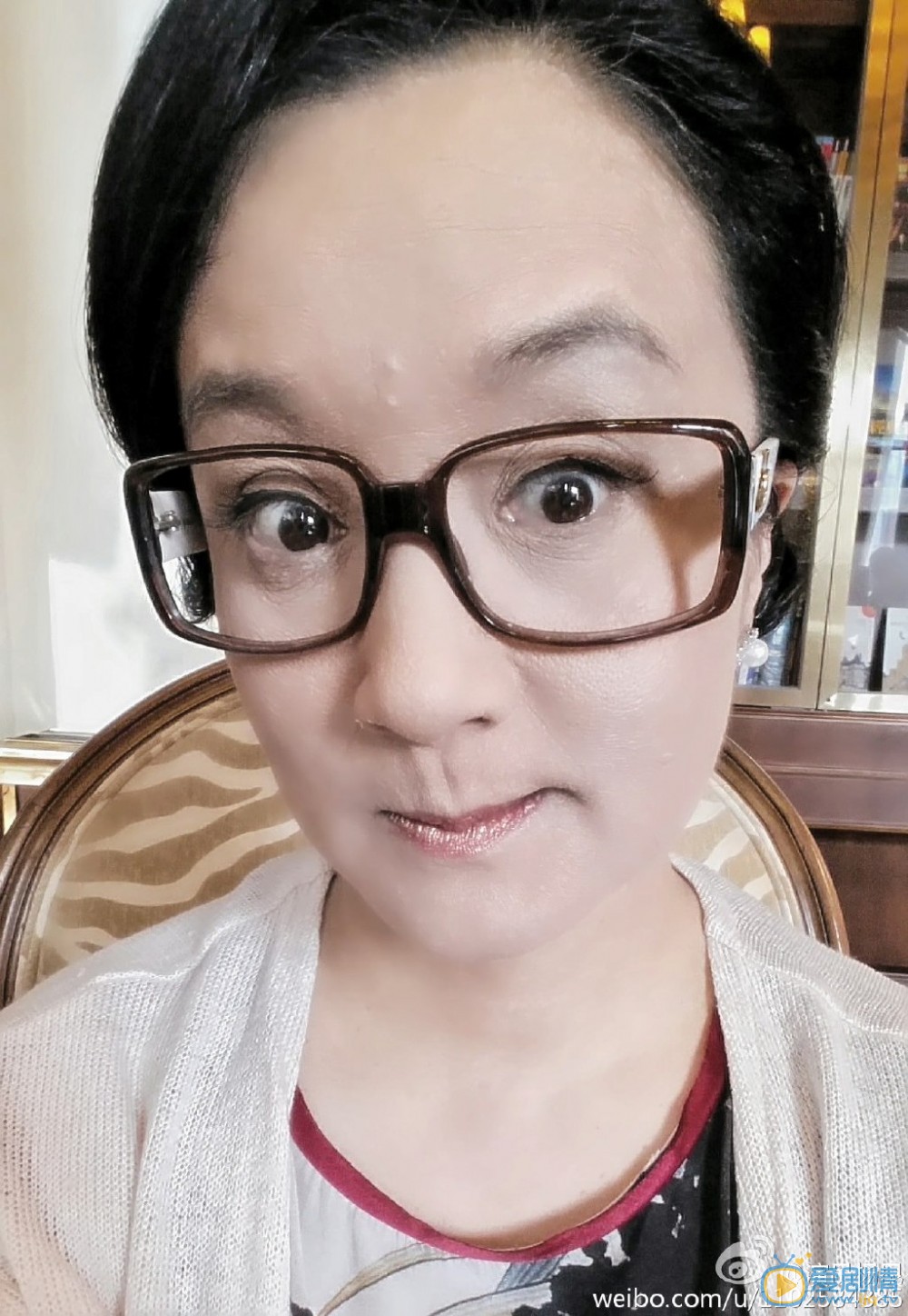 杨昆搞笑自拍 杨昆高清写真_杨昆高清剧照