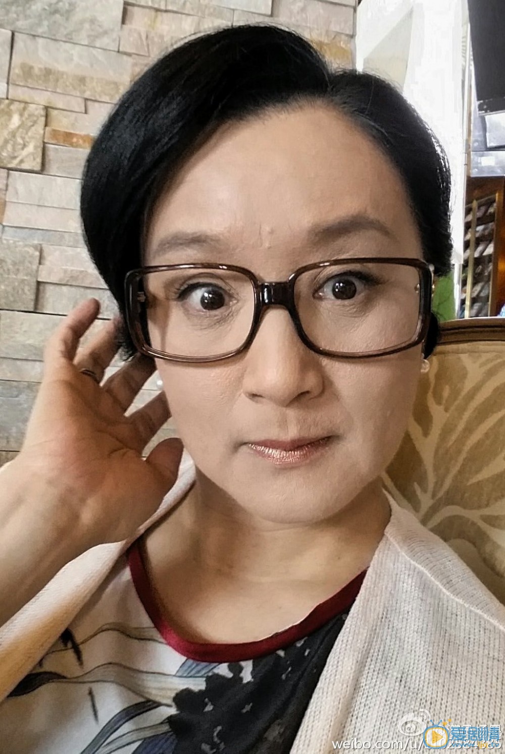 杨昆搞笑自拍 杨昆高清写真_杨昆高清剧照
