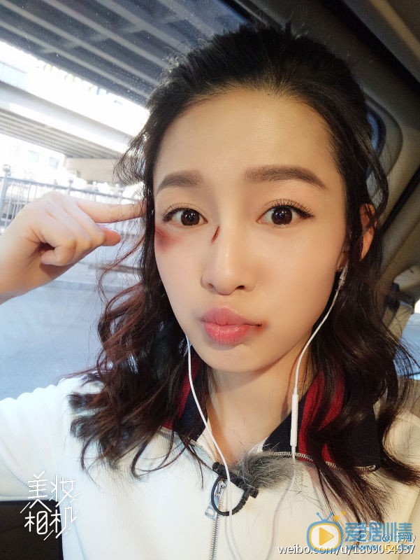 李沁卖萌照 李沁高清写真_李沁高清剧照