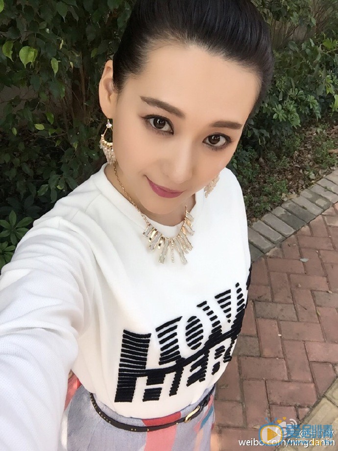 丹琳自拍照 丹琳高清写真_丹琳高清剧照