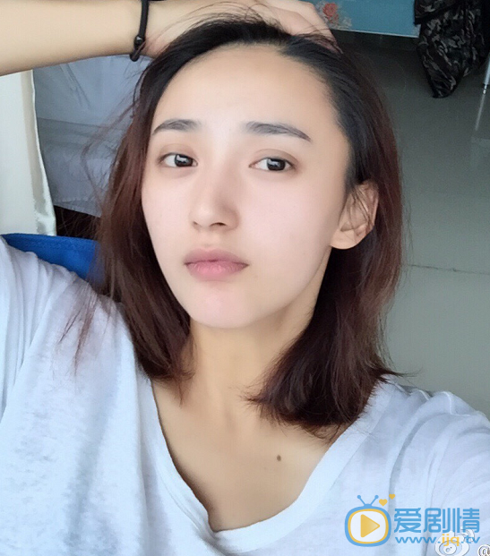 艾晓琪可爱自拍 艾晓琪高清写真_艾晓琪高清剧照
