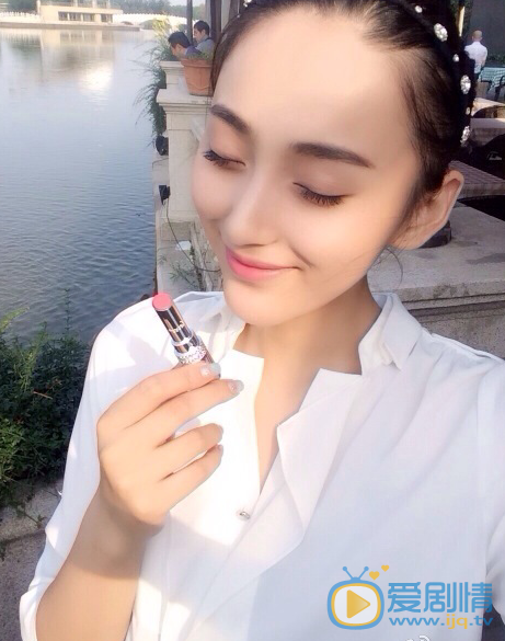 艾晓琪可爱自拍 艾晓琪高清写真_艾晓琪高清剧照