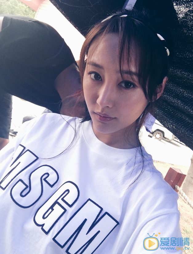 李纯生活照 李纯高清写真_李纯高清剧照