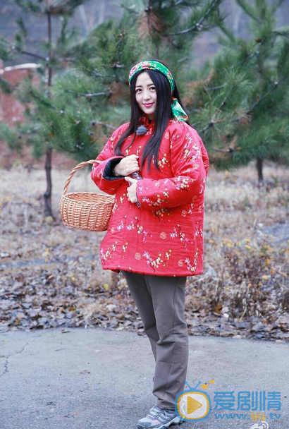 杨童舒自拍照 杨童舒高清写真_杨童舒高清剧照