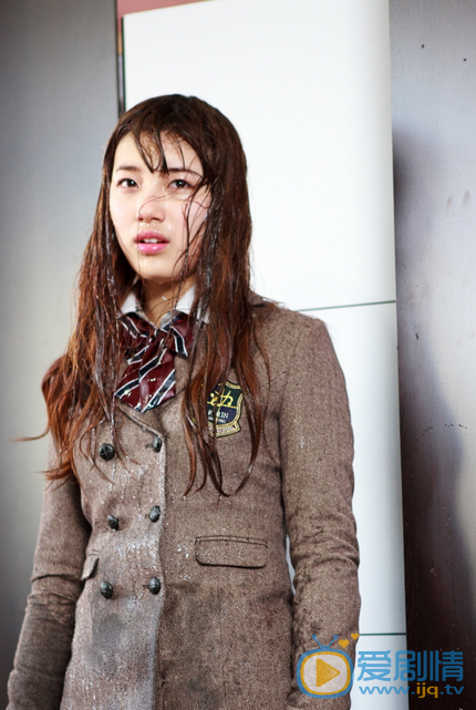 裴秀智《dream high》剧照 《dream high》剧照