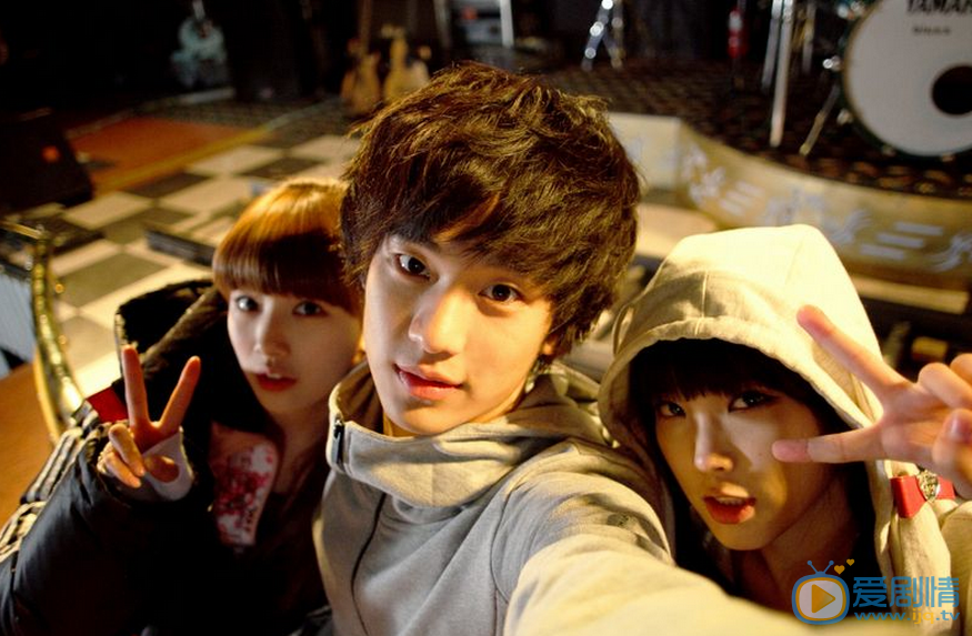 裴秀智《dream high》剧照 《dream high》剧照