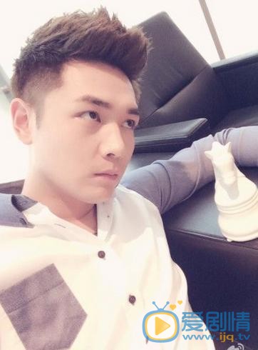 霍政谚生活照 霍政谚高清写真_霍政谚高清剧照