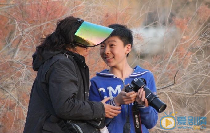 史磊《胡杨深处是我家》剧照 史磊高清写真_史磊高清剧照