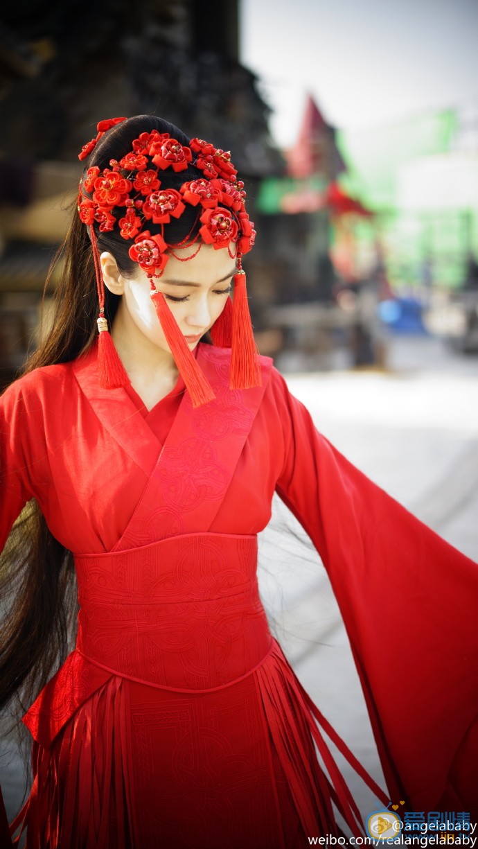 微微一笑很倾城Baby化身最美红衣新娘 爱她你怕了吗？