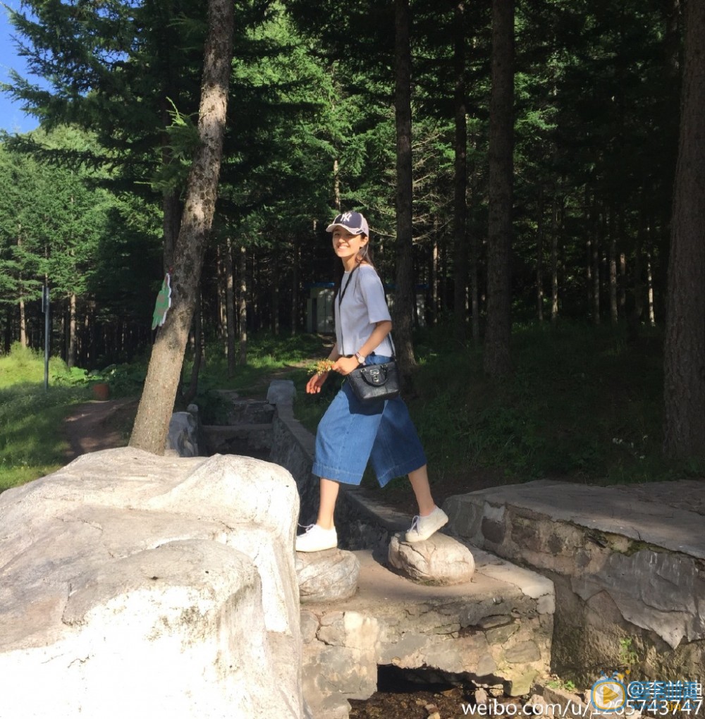 李兰迪旅行照 李兰迪高清写真_李兰迪高清剧照