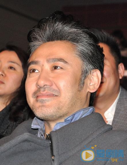 吴秀波颁奖盛典照 吴秀波高清写真_吴秀波高清剧照