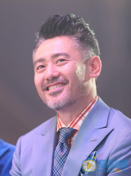 吴秀波颁奖盛典照 吴秀波高清写真_吴秀波高清剧照