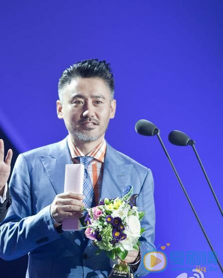 吴秀波颁奖盛典照 吴秀波高清写真_吴秀波高清剧照