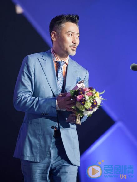 吴秀波颁奖盛典照 吴秀波高清写真_吴秀波高清剧照