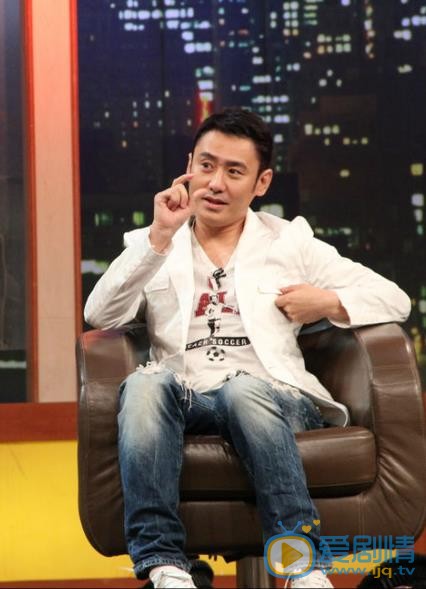 吴秀波《文化视点》节目照 吴秀波高清写真_吴秀波高清剧照