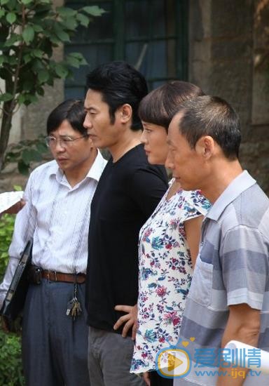 吴秀波《马向阳下乡记》剧照 吴秀波高清写真_吴秀波高清剧照