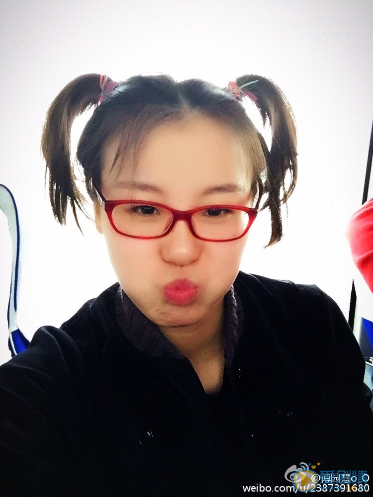 傅园慧表情包 傅园慧高清写真_傅园慧高清剧照