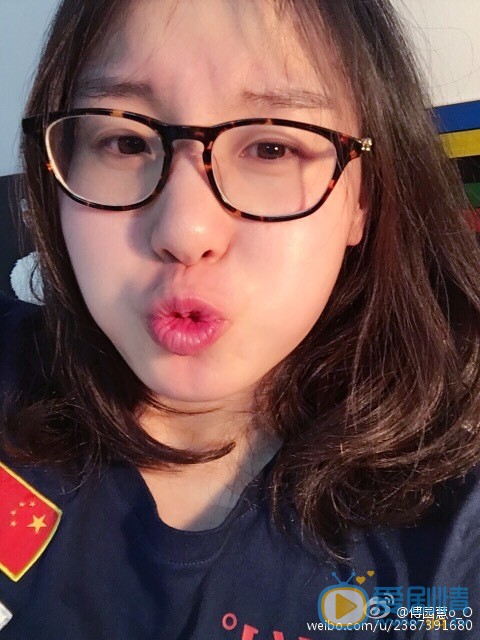 傅园慧表情包 傅园慧高清写真_傅园慧高清剧照
