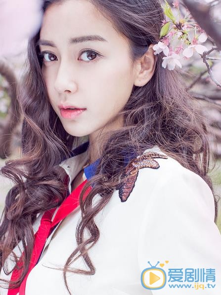 Angelababy樱花写真 Angelababy高清写真_Angelababy高清剧照