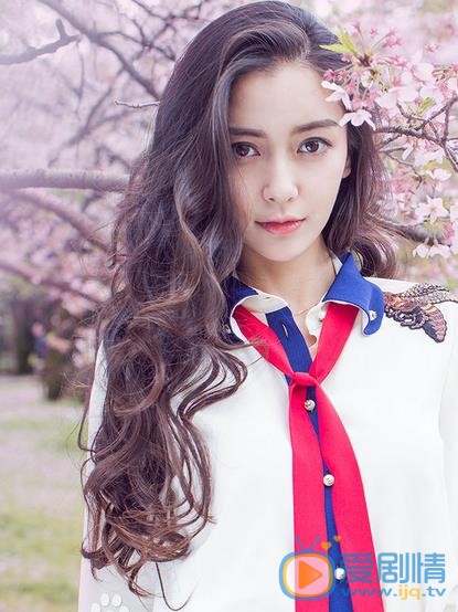 Angelababy樱花写真 Angelababy高清写真_Angelababy高清剧照