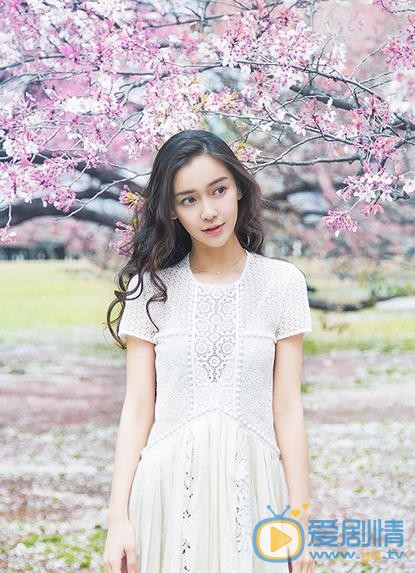 Angelababy樱花写真 Angelababy高清写真_Angelababy高清剧照