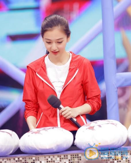 Angelababy快乐大本营节目照 Angelababy高清写真_Angelababy高清剧照