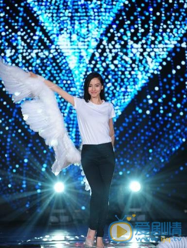 Angelababy快乐大本营节目照 Angelababy高清写真_Angelababy高清剧照