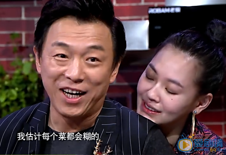 小S一言不合背后拥抱黄渤