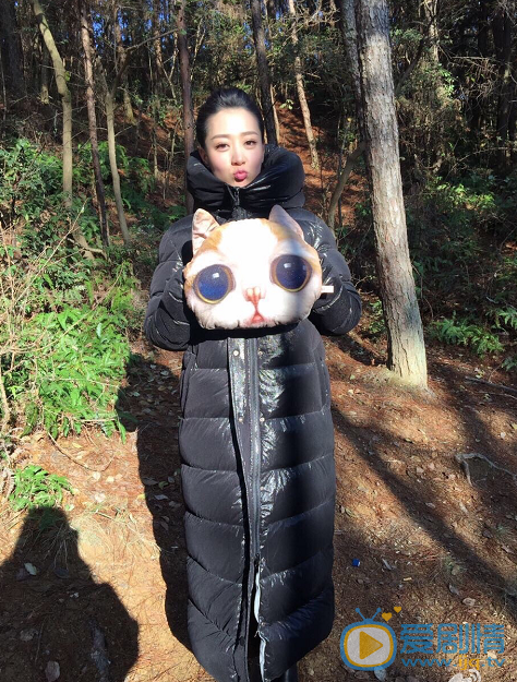 白冰生活照 白冰高清写真_白冰高清剧照