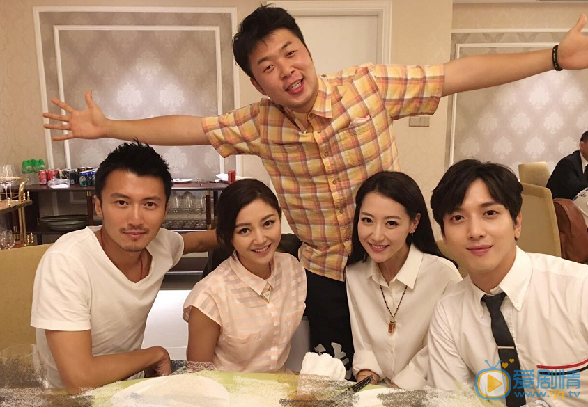 白冰与友人合照 与友人合照