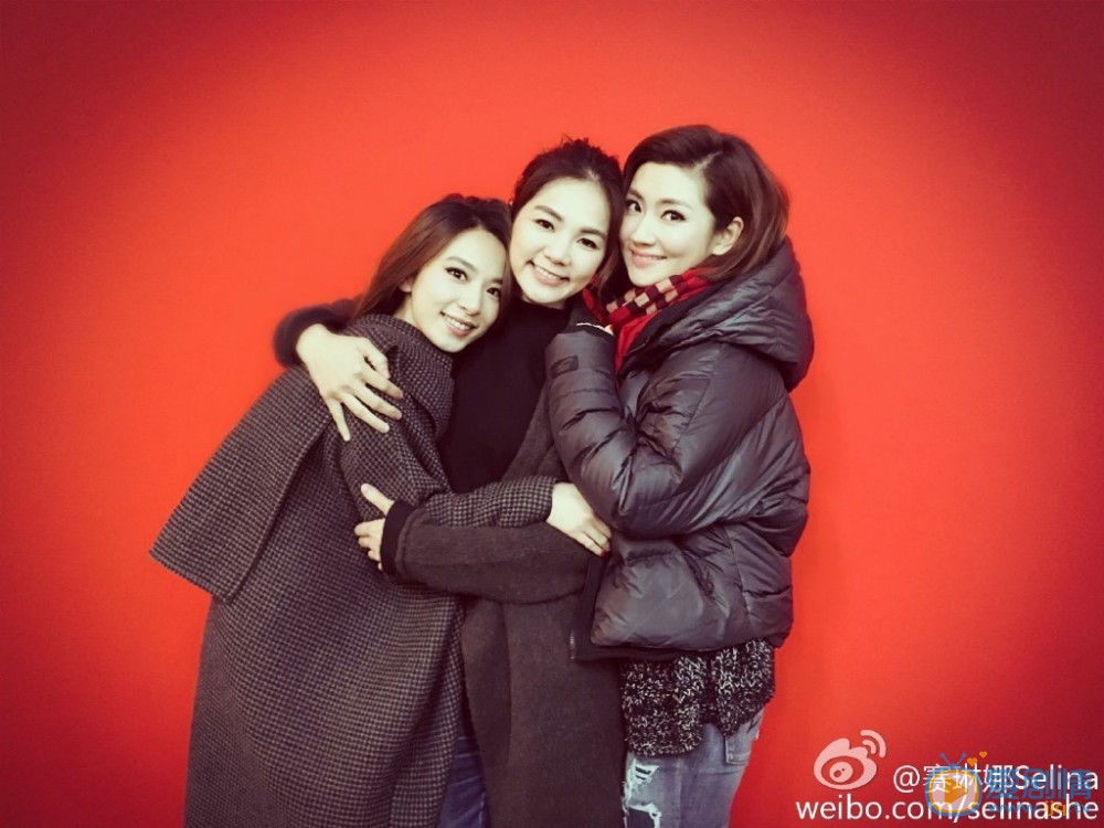 任家萱姐妹一家 任家萱高清写真_任家萱高清剧照
