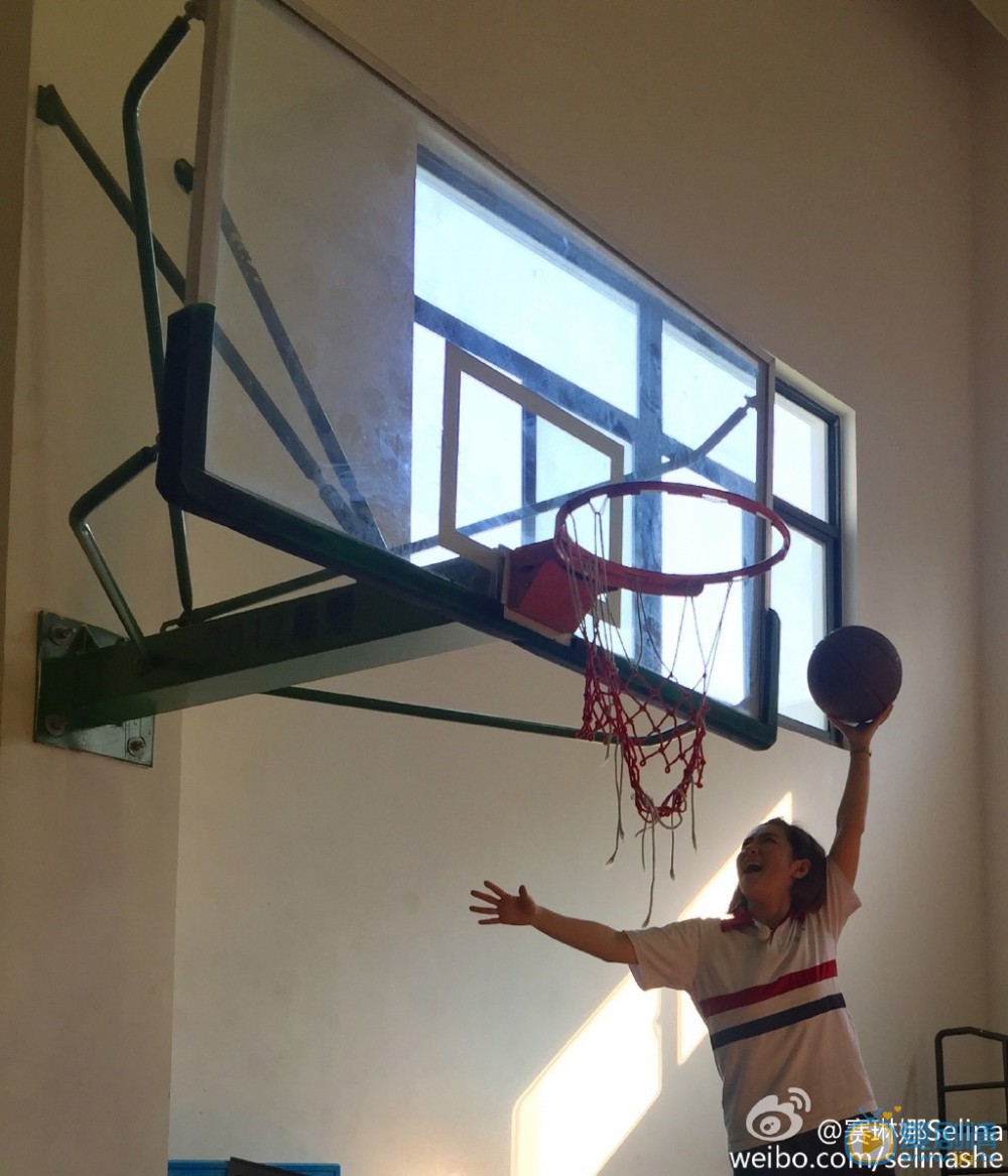任家萱我去上学啦综艺照 任家萱高清写真_任家萱高清剧照