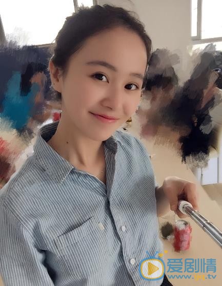 冯芷墨生活照 冯芷墨高清写真_冯芷墨高清剧照