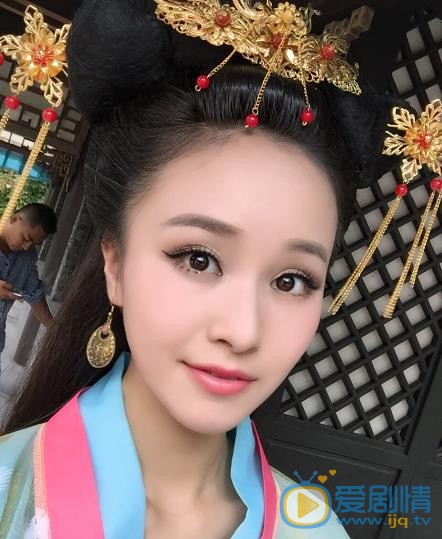 冯芷墨片场照 冯芷墨高清写真_冯芷墨高清剧照