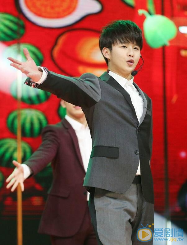 徐浩参加《天天向上》综艺照 徐浩高清写真_徐浩高清剧照