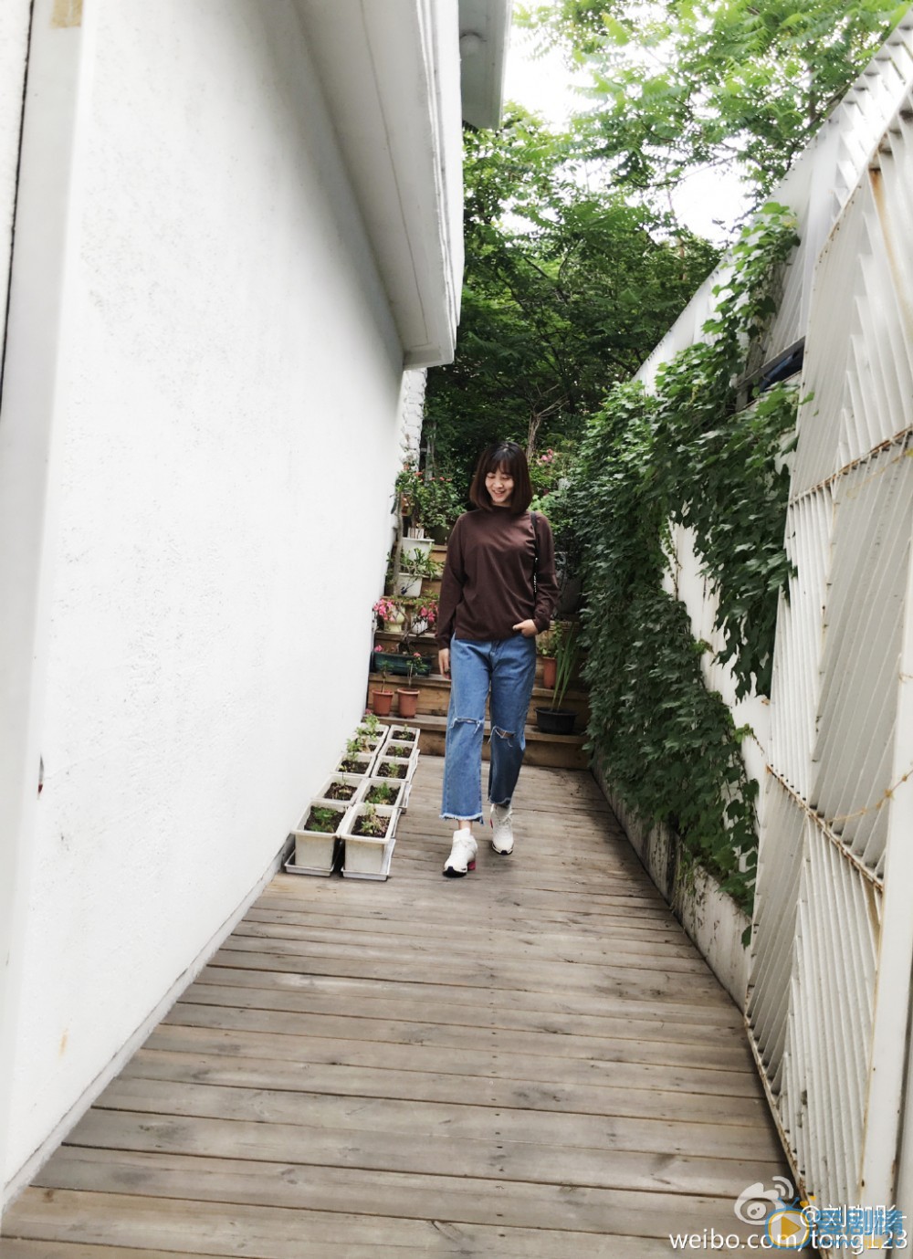 刘珈彤旅行街拍 刘珈彤高清写真_刘珈彤高清剧照