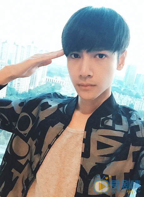 罗云熙表情包 罗云熙高清写真_罗云熙高清剧照