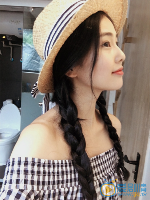 白鹿生活照 白鹿高清写真_白鹿高清剧照