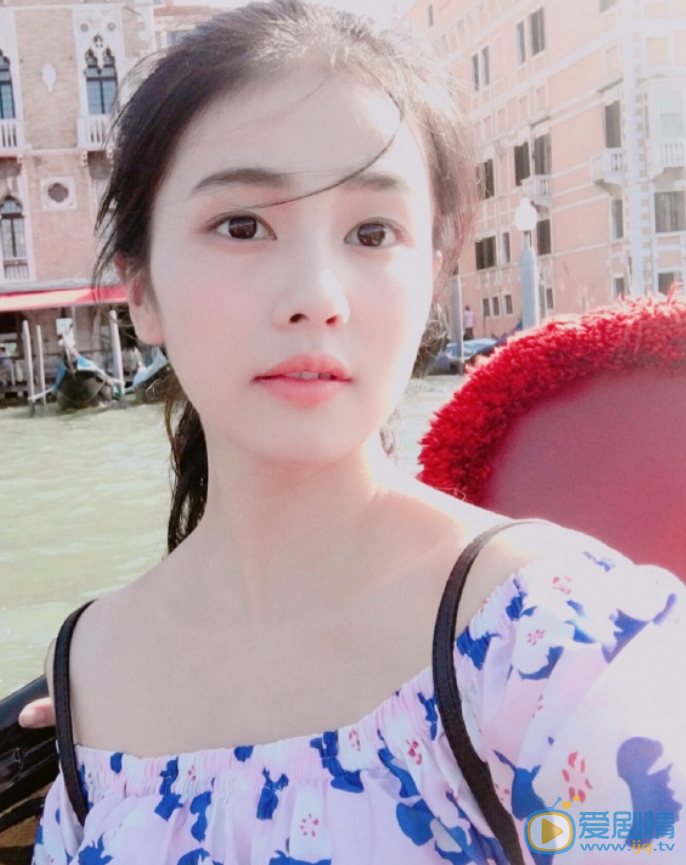白鹿生活照 白鹿高清写真_白鹿高清剧照