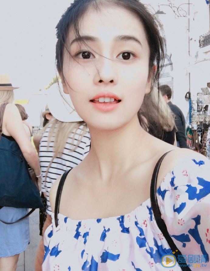 白鹿生活照 白鹿高清写真_白鹿高清剧照