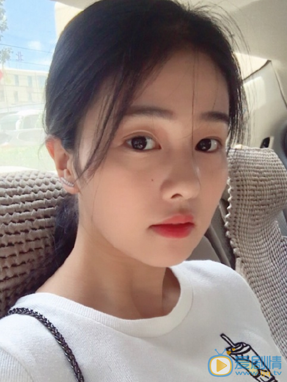 白鹿生活照 白鹿高清写真_白鹿高清剧照