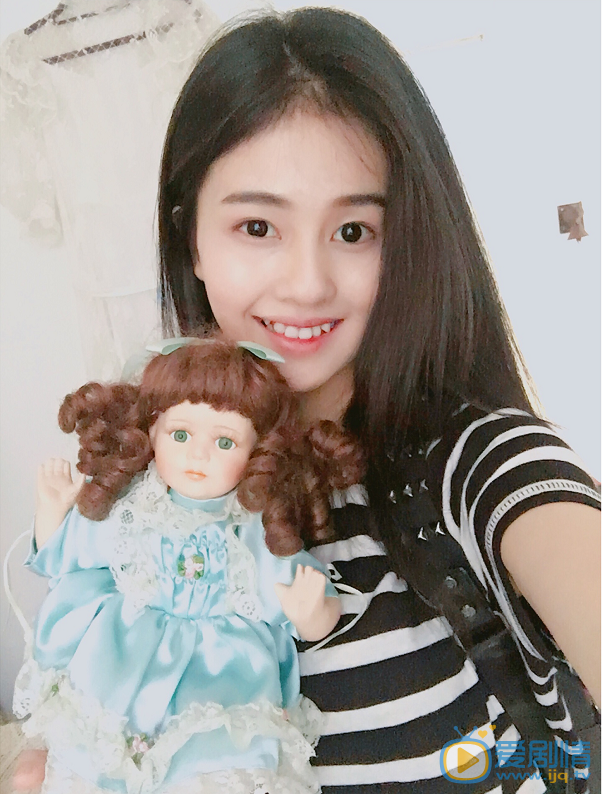 白鹿卖萌照 白鹿高清写真_白鹿高清剧照