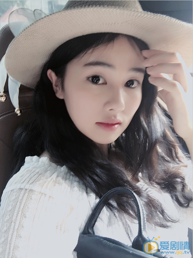 白鹿生活照 白鹿高清写真_白鹿高清剧照