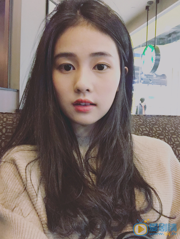 白鹿生活照 白鹿高清写真_白鹿高清剧照